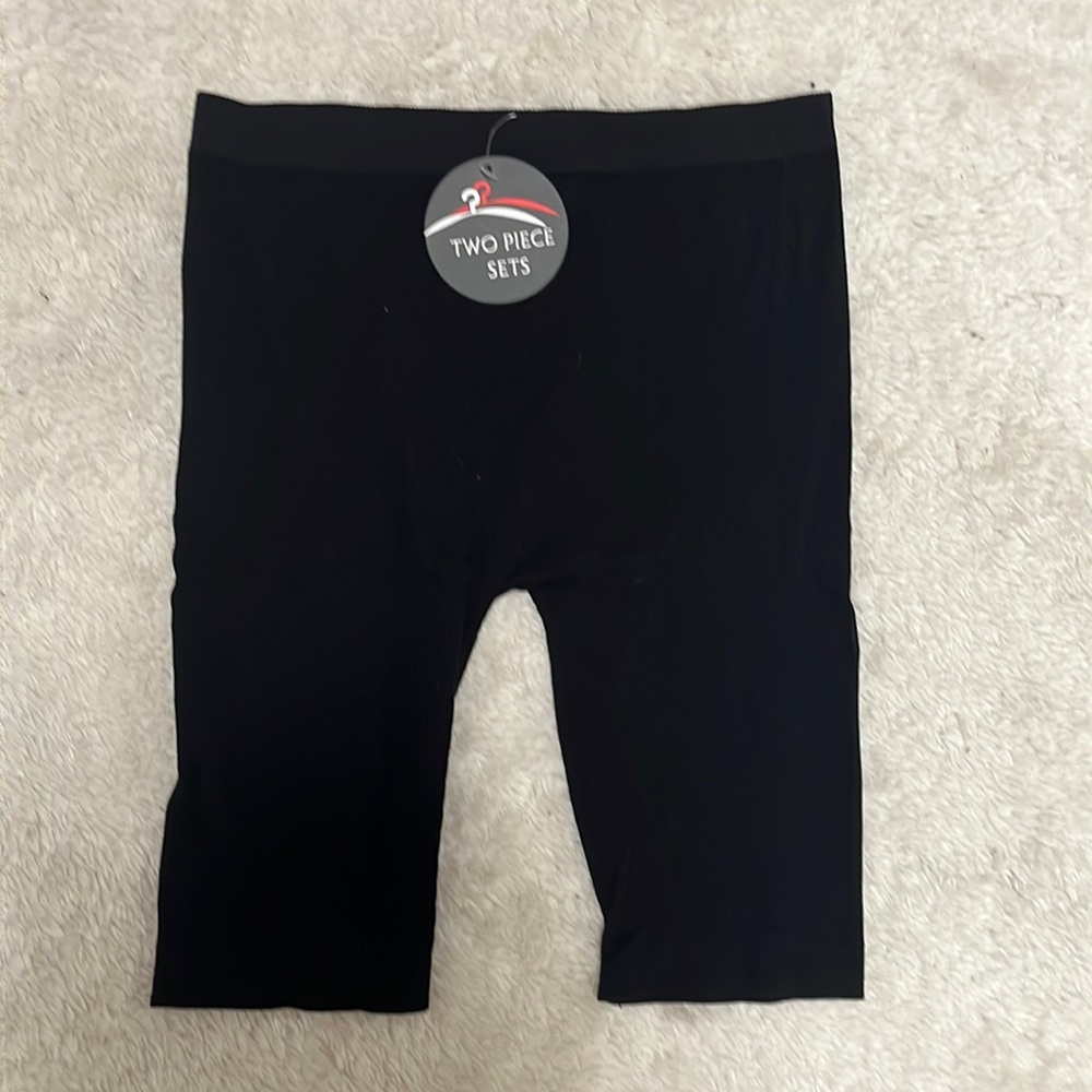 Black ribbed bike shorts